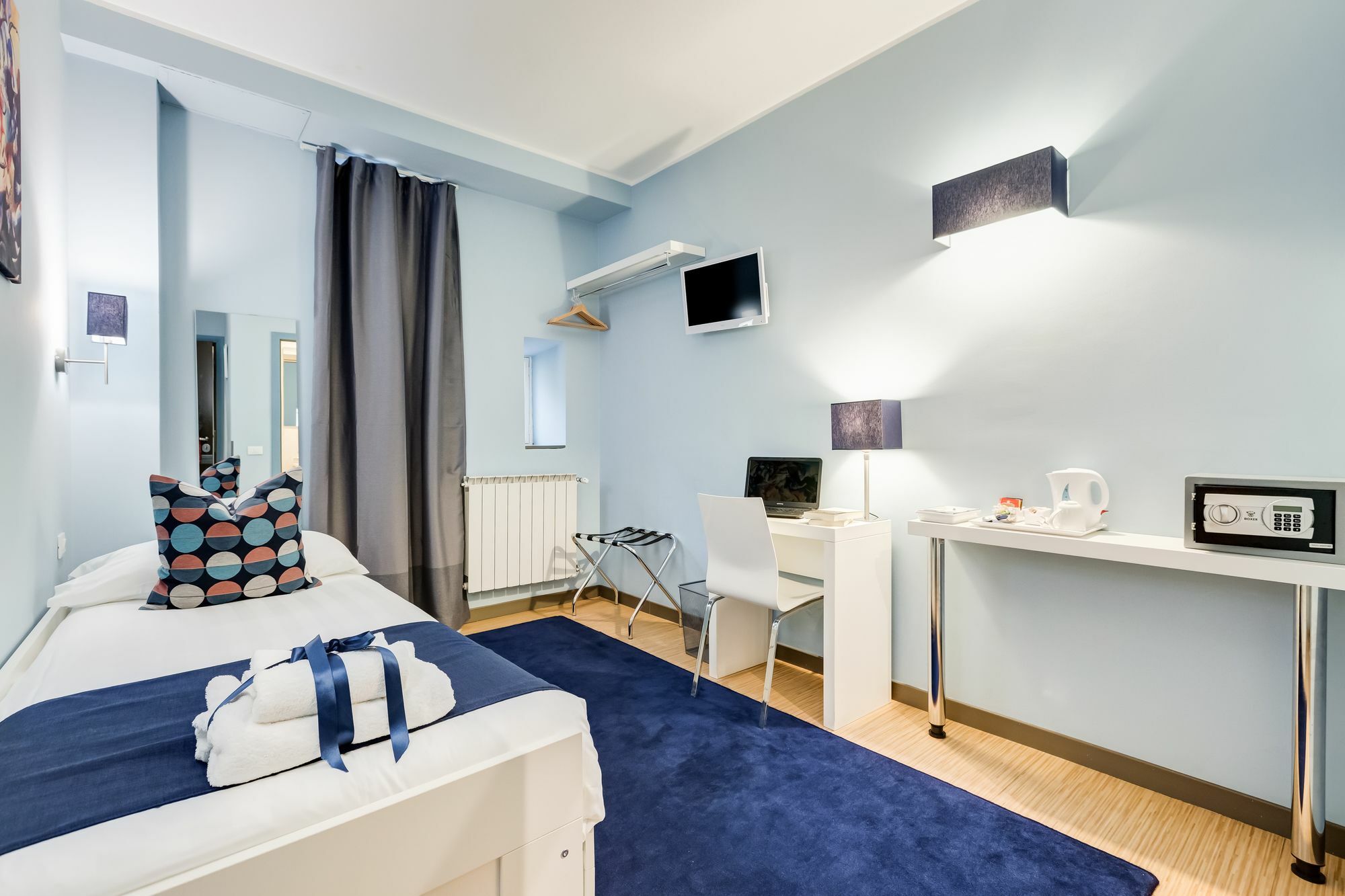 Easy Budget Colosseo Rom Eksteriør billede