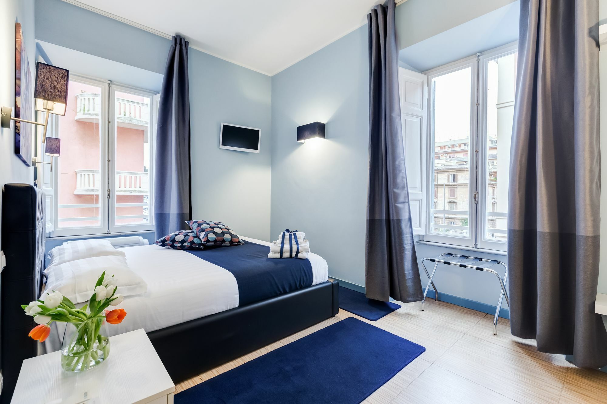 Easy Budget Colosseo Rom Eksteriør billede